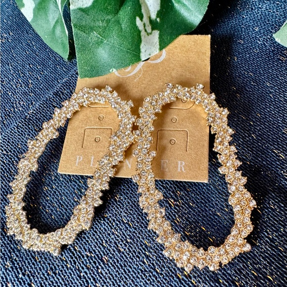 Plunder Gold Crystal Baroque Earrings - Picture 5 of 6